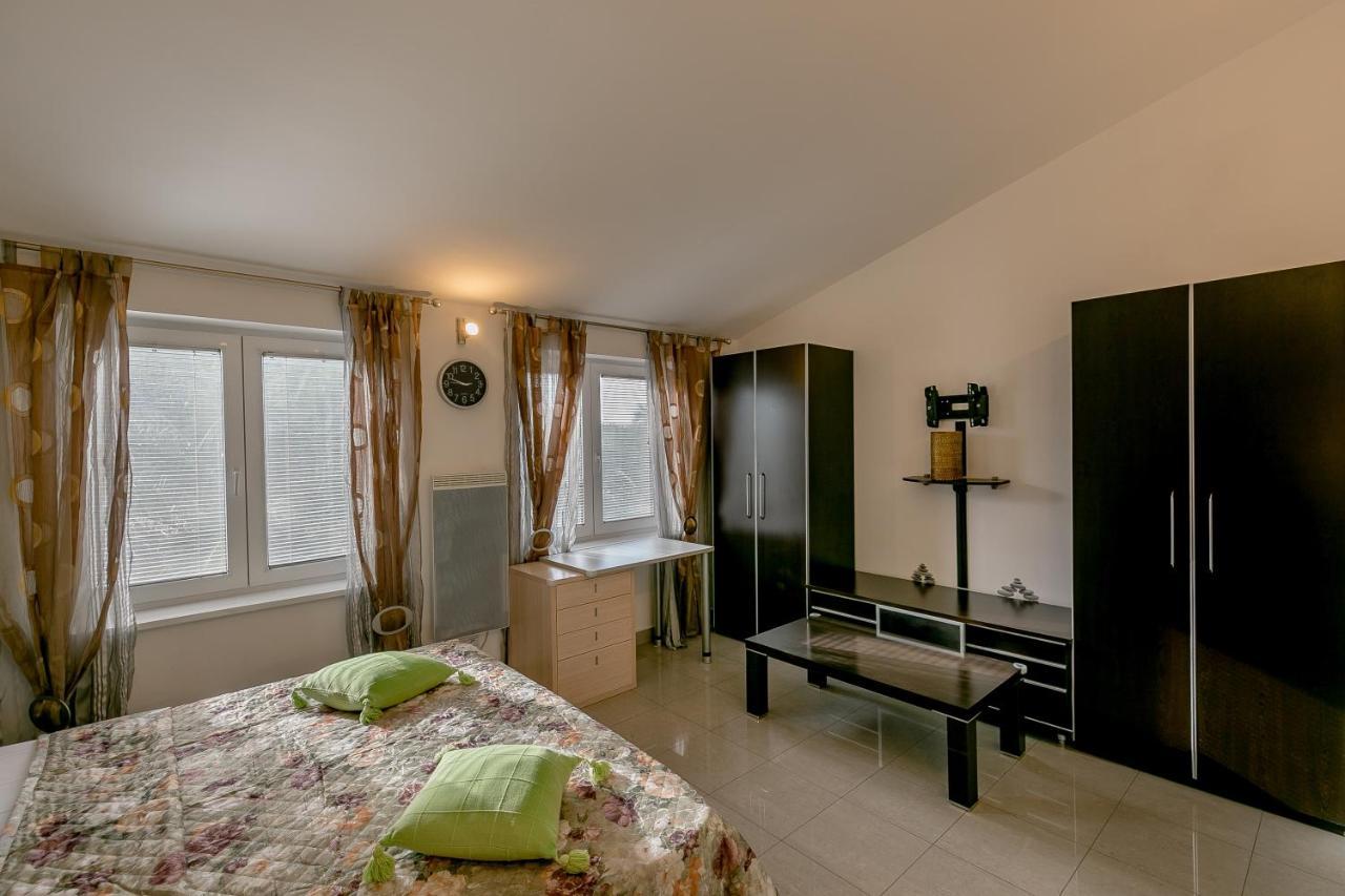 Olive Garden Apartment Petrovac Exterior photo